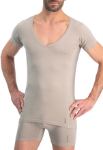 Afbeelding in Gallery-weergave laden, NOSHIRT dry - deep V - invisible khaki